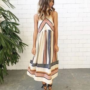 Boutique Pleated sleeveless dress